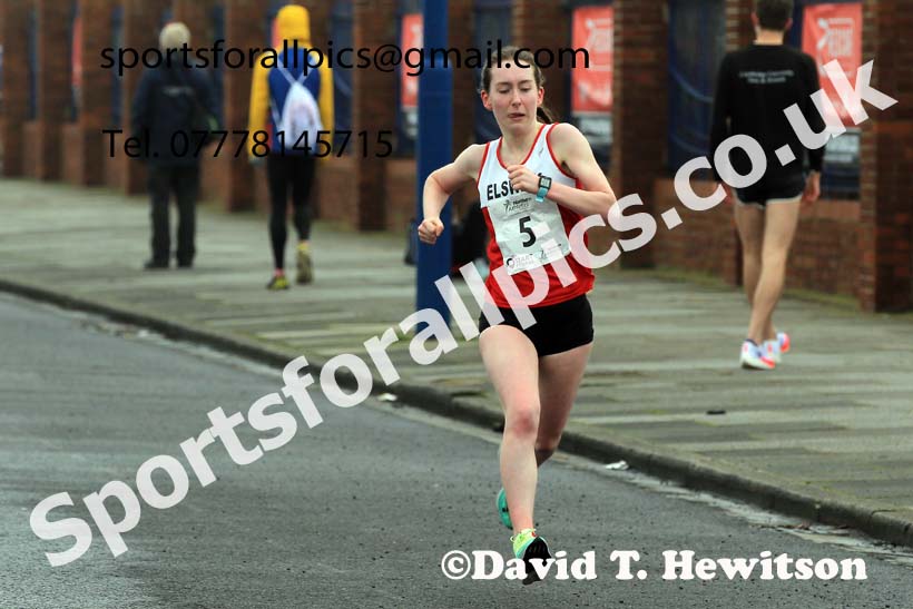 Womens under-17s 5k, 2023 Northern Mens 12 stage and Womens 6 Stage Relays and Young Athletes, Redcar. Photo: David T. Hewitson/Sports for All Pics